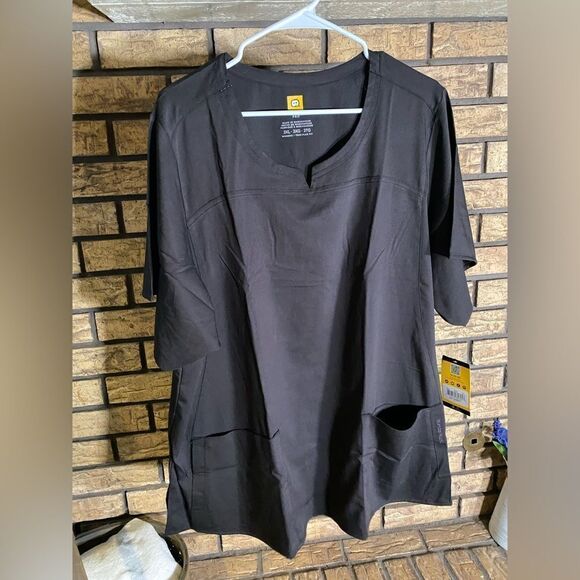 ‎Wonderwink black scrub top - Picture 1 of 6